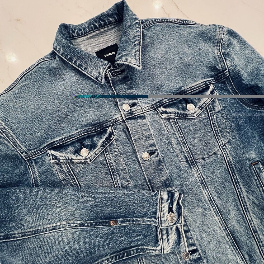 Classic Blue Denim Trucker Jean Jacket Womens M Grunge Basic Casual Express - Picture 7 of 16